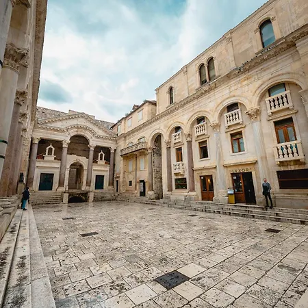 Guest house Ziggy Star In Diocletian Palace *