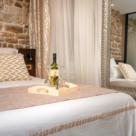 Guest house Ziggy Star In Diocletian Palace *